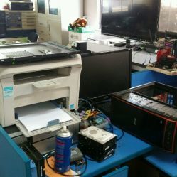 萬家鴻洲電腦 地址、電話與營業時間信息